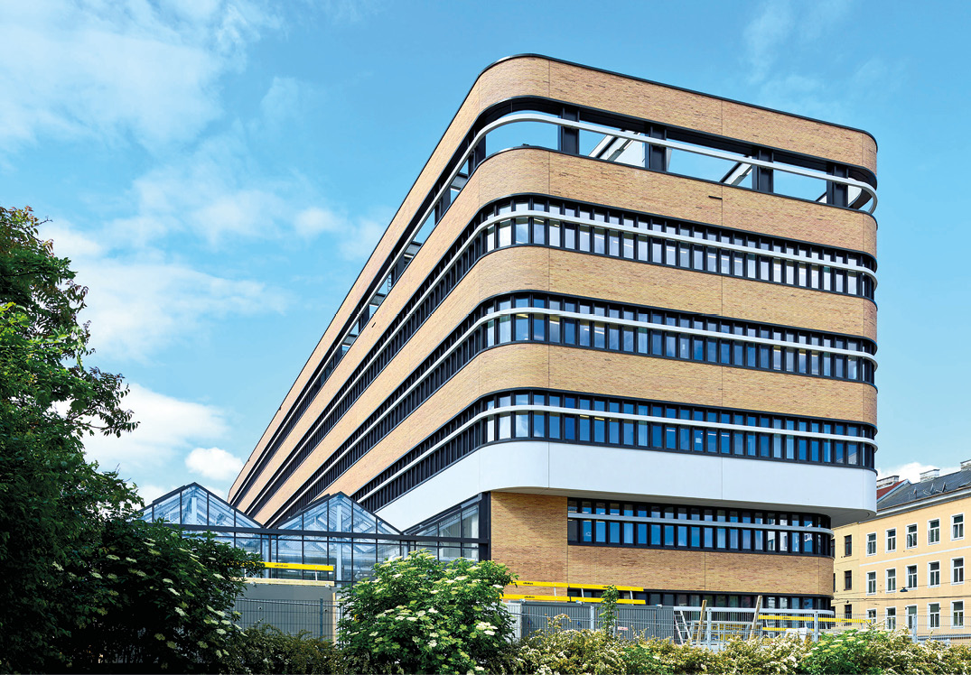 Landstraße: Neues Biologiezentrum eröffnet