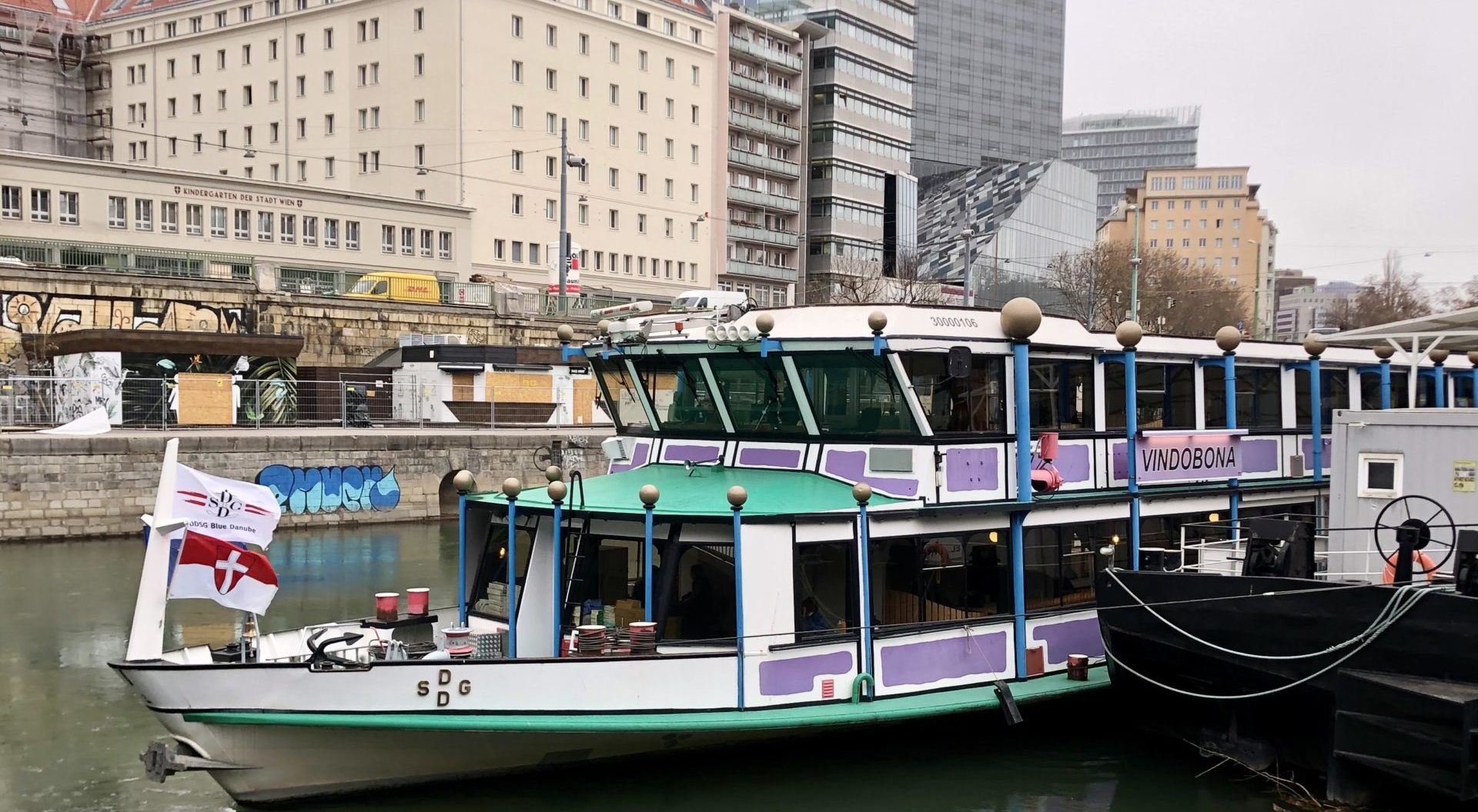 Impfen Wien: Frisch geimpft am Weihnachtstisch