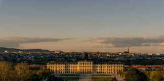 (C) Unsplash: Wien bleibt bei strengeren Corona-Regeln.