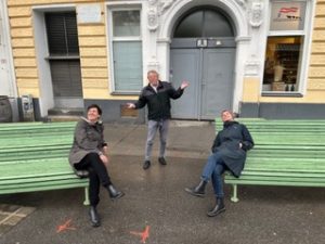 (C) SPÖ Ottakring: Das Erimttlerteam geht am Yppenplatz allen Spuren nach.