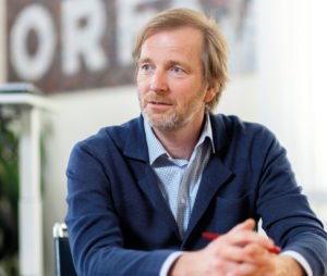 (C) Dujmic: Edgar Weinzettl leitet seit Anfang Jänner das Wiener Landesstudio. Der begeisterte Sportler ist seit 25 Jahren im ORF.