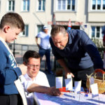 (C) PID/Votava: Auch Klimastadtrat Jürgen Czernohorszky (m.) bei der Ideensammlung für das Wiener Klimateam.