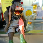 SpaziergangFiguren03-c-Schubert-Theater