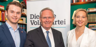 (C) Volkspartei Wien: Harald Zierfuß, Karl Marhrer und Caroline Hungerländer (v.l.) sind unzufrieden.