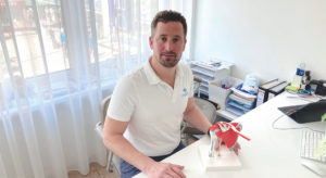 (C) Berger: Doktor Lanz ist Schulterspezialist und Ansprechpartner bei akuten und chronischen Beschwerden.