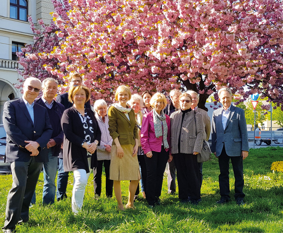 Hietzing grüßt das Land des Lächelns