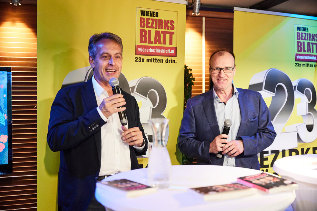 Wiener Bezirksblatt-Chef Thomas Strachota und Chefredakteur Hans Steiner (© Stefan Burghart).