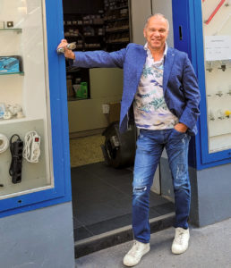 (C) Stolzlechner: Michael Katzbeck leitet den Traditionsbetrieb "Katzbeck Elektrotechnik".