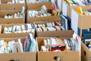 (C) Schedl Ludwig: Die Hauptbücherei am Urban Loritz-Platz lädt zum großen Bücherflohmarkt.