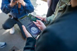 (C) David Bohmann/PID: Mit der WIENXTRA Kinderaktiv-App können ab sofort fünf Gemeindebauten spielerisch erkundet werden.