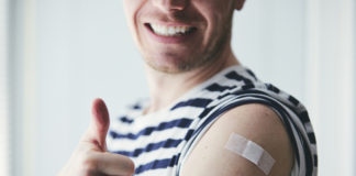 (C) istock: Unsere Leserinnen und Leser wissen: Mit der Corona-Schutzimpfung ist man gegen das Virus gewappnet.