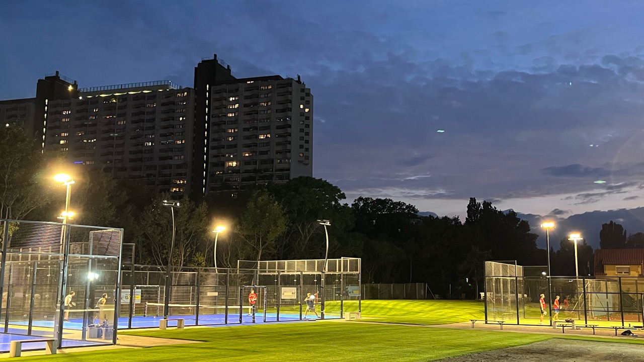 Mehr Platz für Padel Tennis in Liesing!