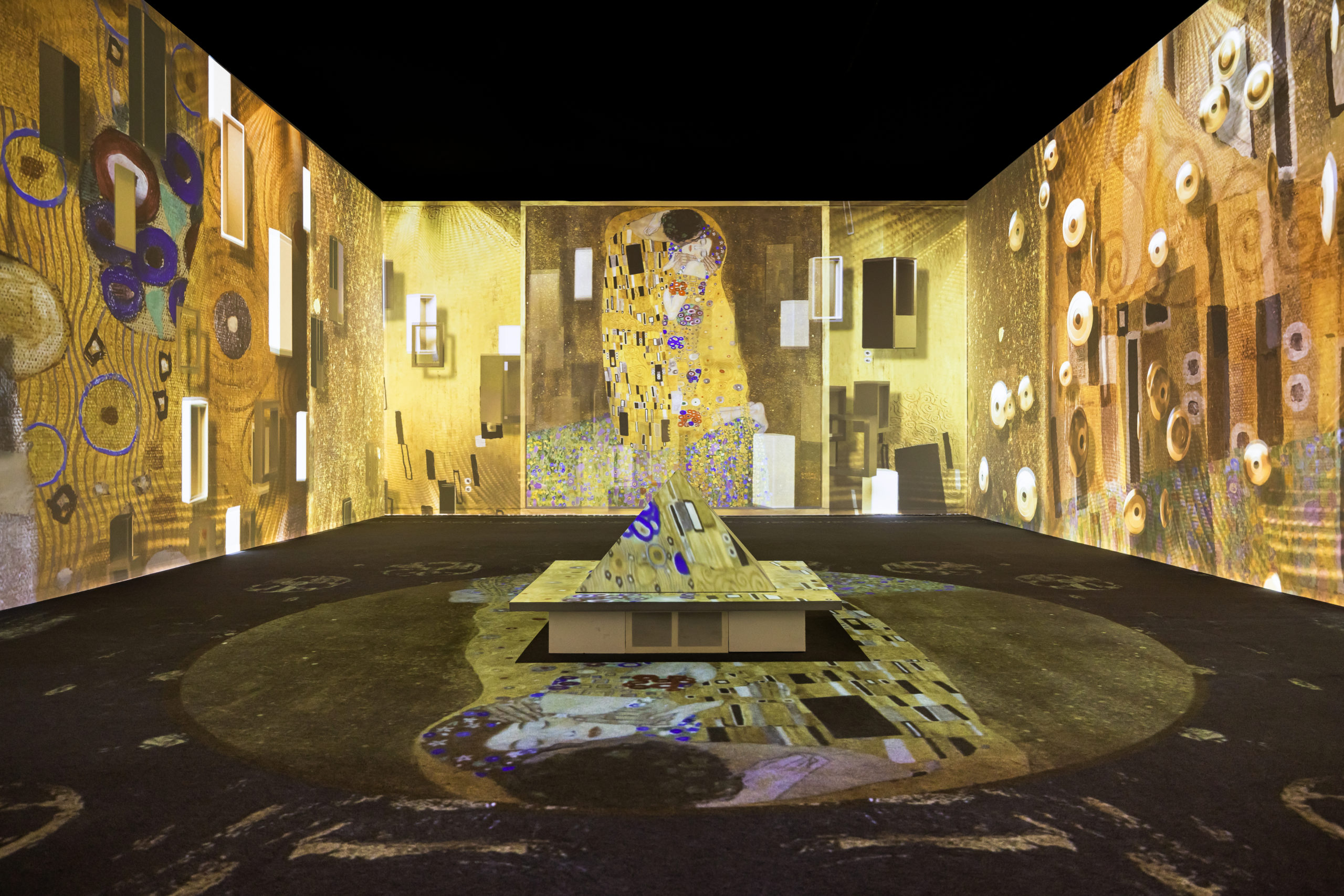 „KLIMT – The Immersive Experience“ wird bis 2. Oktober verlängert!