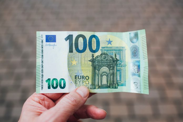 (C) Pexels: Alleinerziehende erhalten bei der Wiener Energiekostenpauschale zusätzlich 100 Euro.