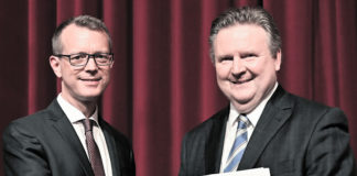 (C) PID/Jobst: Magistratsdirektor Dietmar Griebler (l.) mit Bürgermeister Michael Ludwig.
