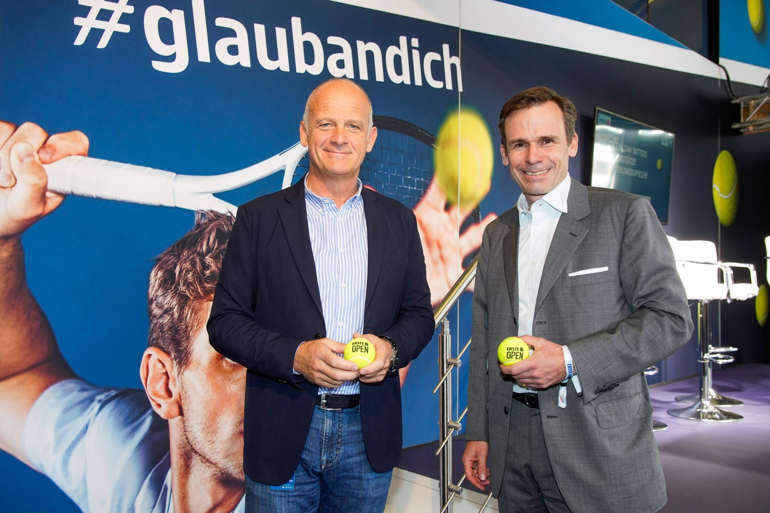 Tennisstars zum Angreifen