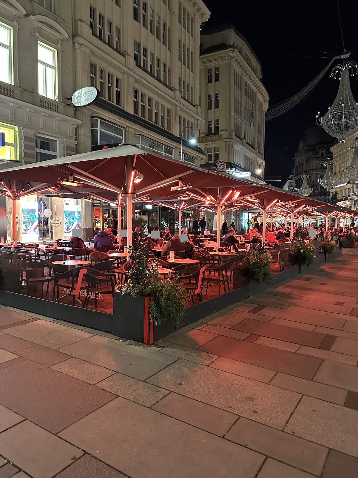 Volle Power für Schanigärten: City-Lokale pfeifen auf die Krise