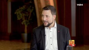 Bezirksvorsteher Markus Rumelhart stellt sich den Fragen von Paul Tesarek.