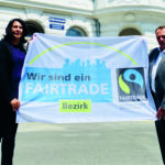 (C) BV 23: Fairtrade-Beauftrage Susanne Deutsch und Bezirksvorsteher Gerald Bischof.