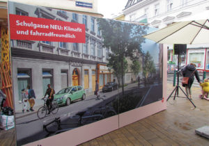 (C) PID: Stadträtin Ulli Sima hat bei der "geheimen" Pressekonferenz Pläne präsentiert, welche die zuständigen Bezirksräte noch nie gesehen haben.