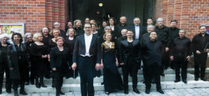 (C) Pfarre Gersthof: Die Mitglieder des Chores unter dem Chorleiter Gerasim Mangurov sind von ihrem Hobby begeistert und suchen jetzt noch Gleichgesinnte.