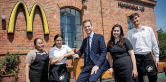 (C) Mcdonald’s: Christian Wöber und sein Team sind vom Umbau begeistert.