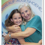 (C) Brunhölzl: Christine Brunhölzl (r.) mit der jungen Sängerin Amelie Ricca.