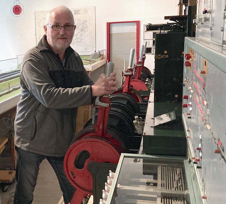 Das wohl kleinste Stellwerk der Welt