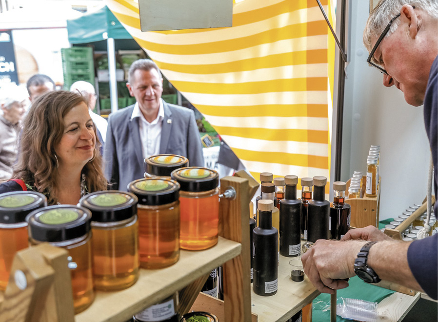 Lorymarkt: Comeback kommt gut an