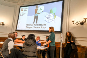 (C) PID/Christian Fürthner: In Margareten, Simmering und Ottakring starten die Bürger*innen-Jurys und entscheiden, welche Projektideen fürs Wiener Klima in ihren Bezirken umgesetzt werden sollen.