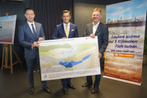 (C) Wien Energie/Christian Hofer: Präsentation der Pläne für die 1. Tiefengeothermie-Anlage Wiens - V.l.n.r. Karl Gruber (Geschäftsführer Wieen Energie), Peter Hanke (Stadtrat), Michael Strebl (Vorsitzender der Wien Energie-Geschäftsführung)