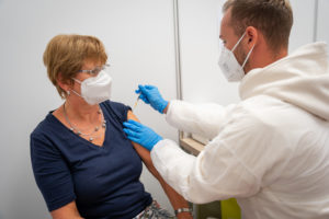 (C) PID / Bohmann: Die Corona-Schutzimpfung ist in Wien für alle Menschen kostenlos.