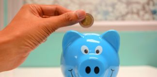(C) Pexels: Wer Strom spart, spart auch Geld.