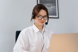 (C) Pexels: Die Berater*innen der Corona-Sorgenhotline Wien nehmen sich viel Zeit für die Anrufer*innen.