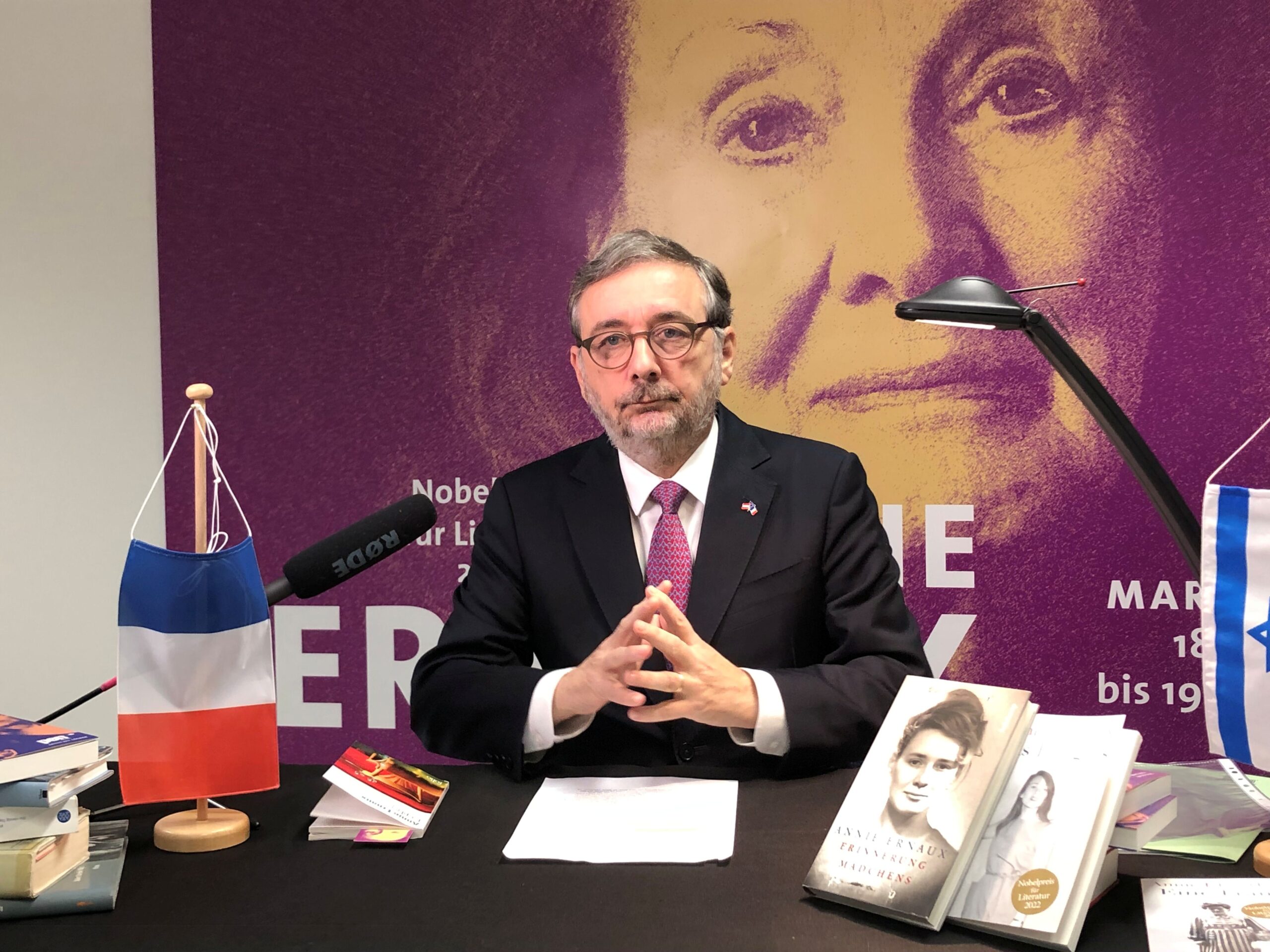 (C) VHS Hietzing: Gilles Pécout, der französische Botschafter eröffnete die Lesung.