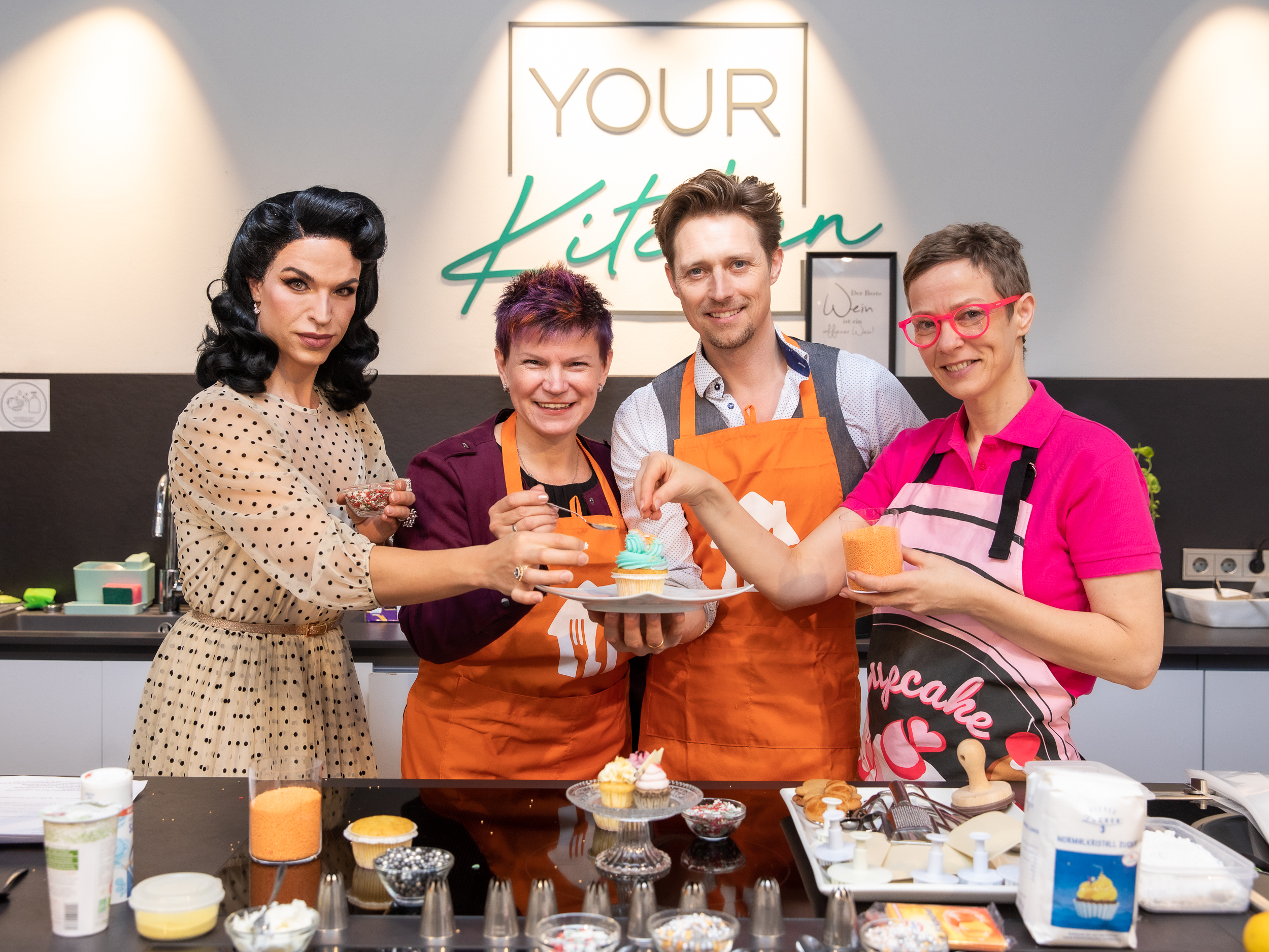 Zuckersüße Spende mit prominenter Unterstützung