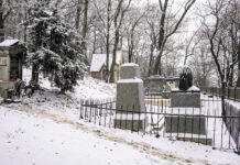 (C) Privat: Die Atmosphäre auf dem Kahlenberger Friedhof stimmt auf das Weihnachtsfest ein.(C) Privat: Die Atmosphäre auf dem Kahlenberger Friedhof stimmt auf das Weihnachtsfest ein.