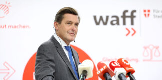 (C) PID/Votava: "Der waff macht Mut zur beruflichen Veränderung", erklärt Wirtschaftsstadtrat Peter Hanke.