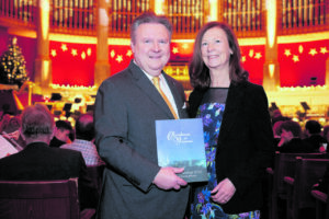 (C) Schedl: Bürgermeister Michael Ludwig mit Ehefrau Irmtraud im Konzerthaus.