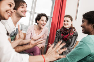 (C) VHS / August Lechner: Am internationalen Tag der Bildung lädt die VHS zu über 130 kostenlosen Schnupperkursen.