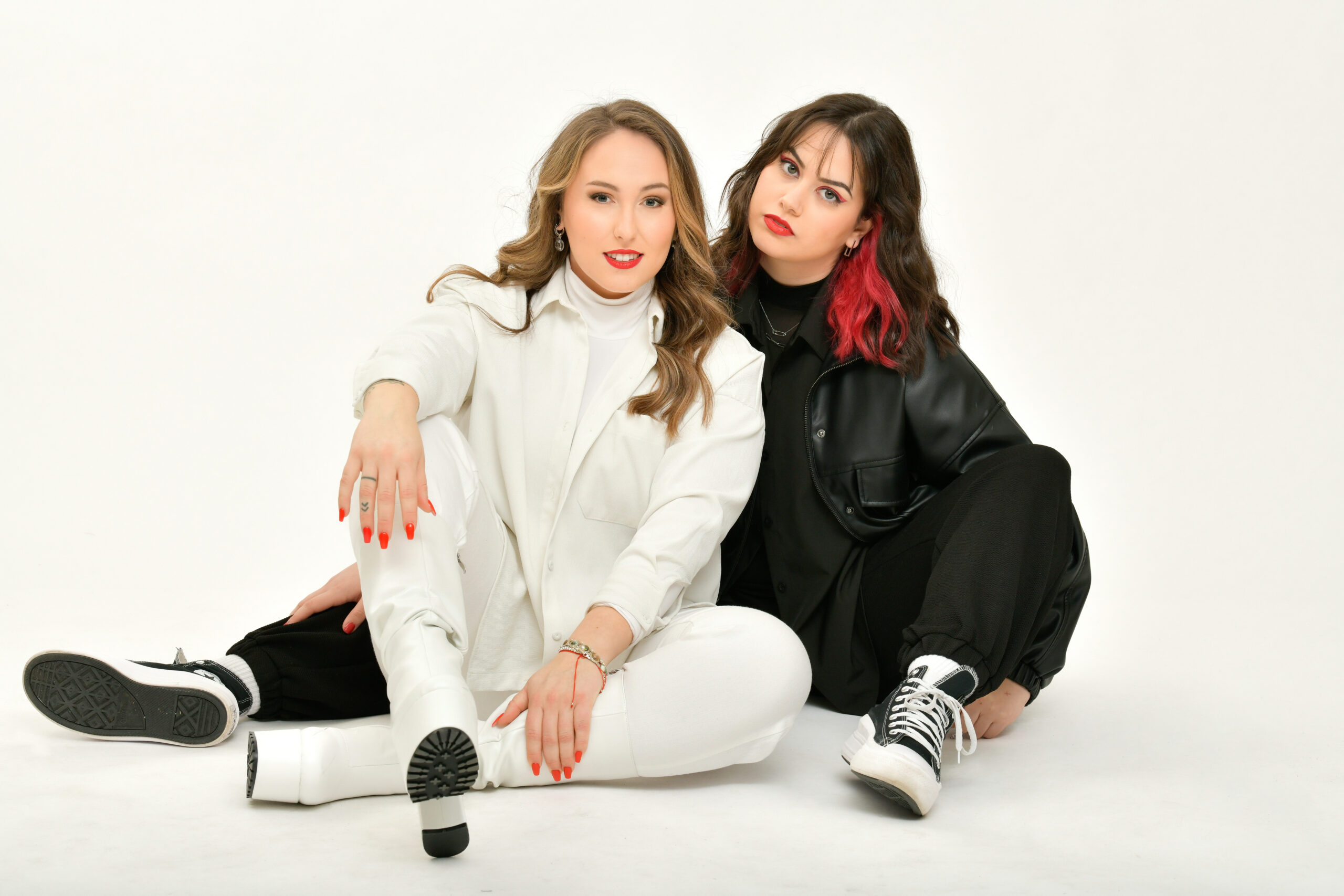 Teya & Salena vertreten Österreich beim ESC 2023