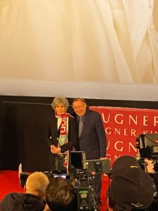 (C) zVg: Richard Lugner und Jane Fonda bei der Pressekonferenz am Mittwoch.