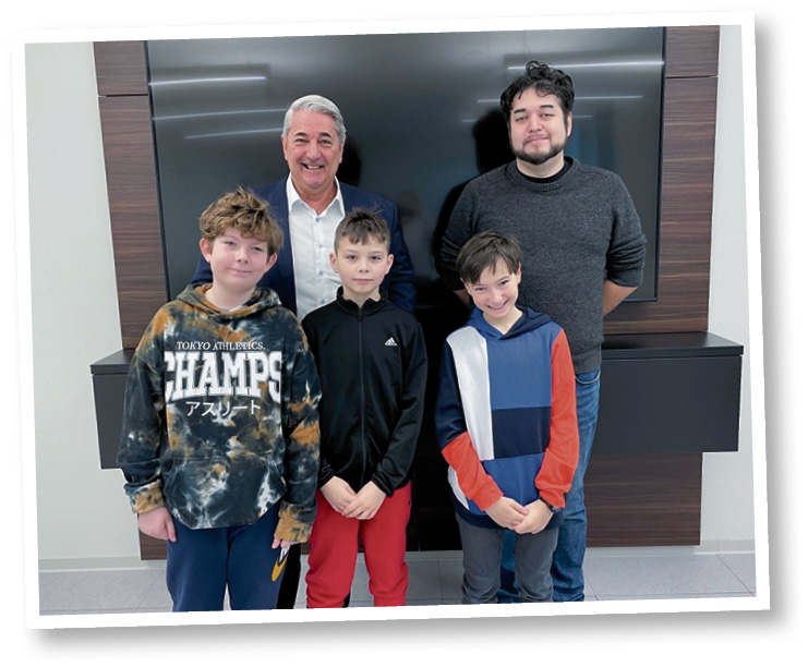 Würstelstand-Fans bei Bezirksvorsteher Nevrivy