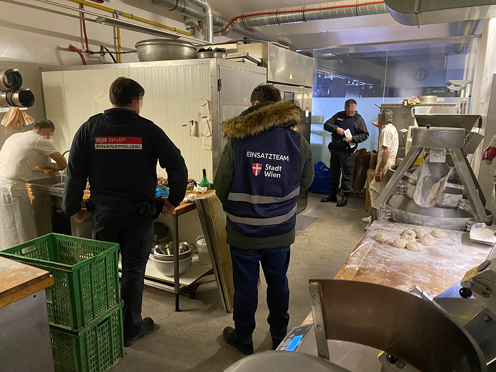 Kontrolle deckt Schwarzarbeit auf