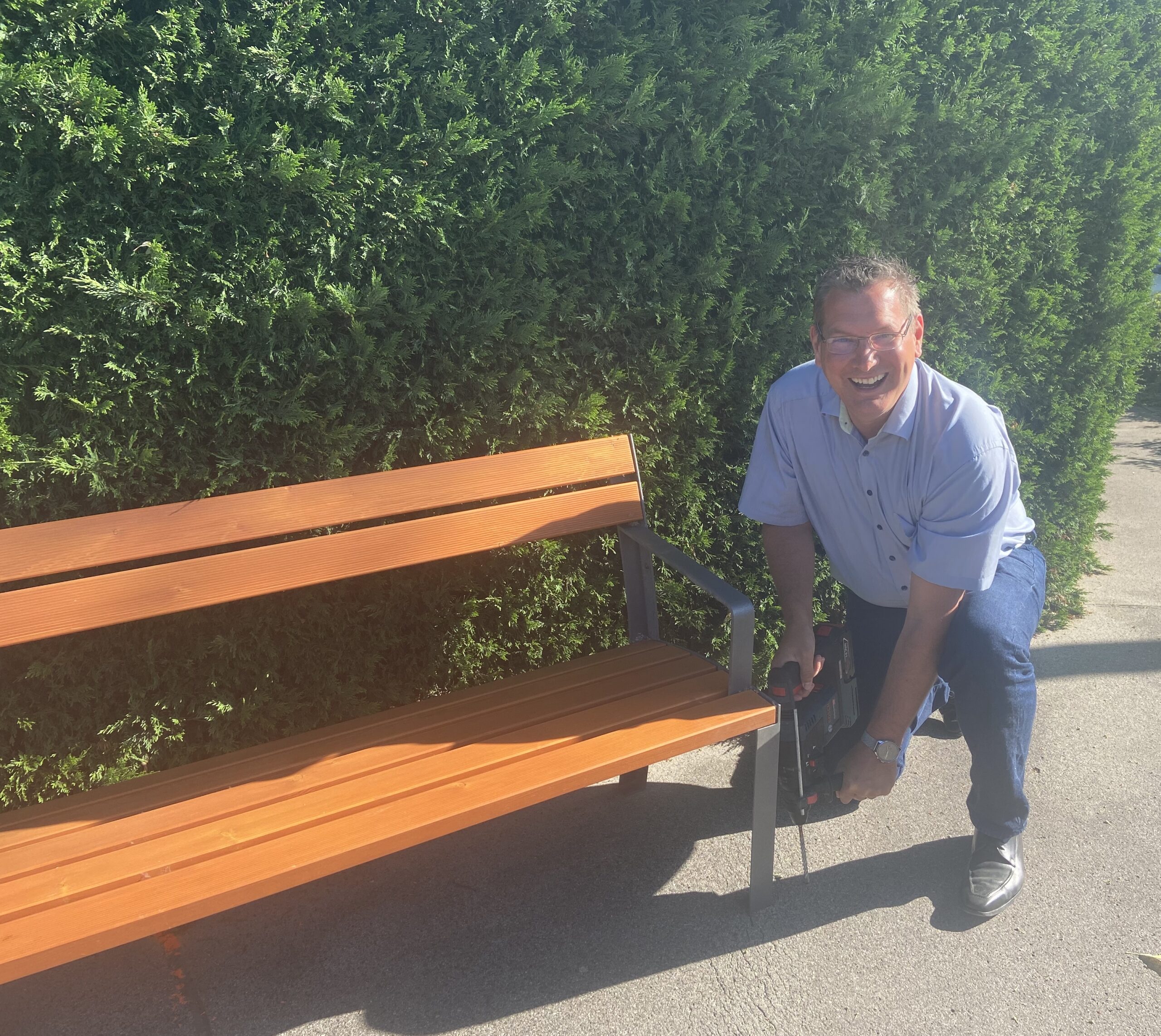 50 neue Bänke für Floridsdorf