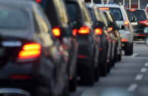 (C) iStock by Getty Images: Am Montagabend sollten Autofahrer über den Gürtel ausweichen.