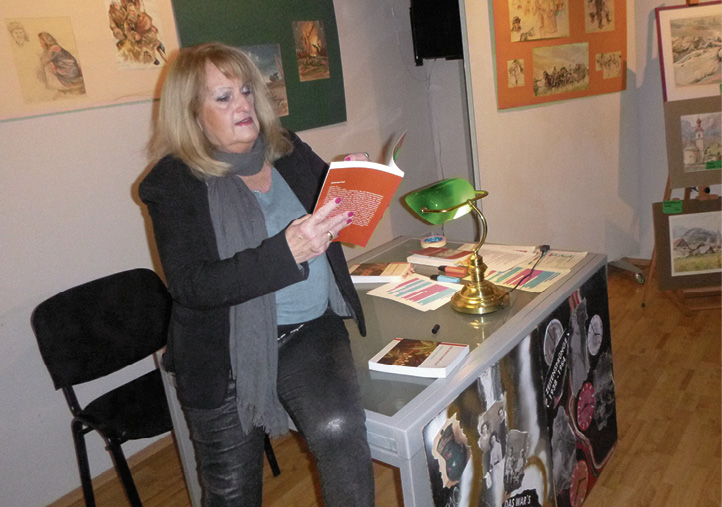 Fleißige Schreiberin wagt Zeitensprünge