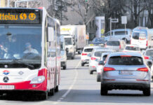 (C) Krause: in der Krottenbachstraße wird nur der Stau „koordiniert“, nincht aber die Baustelle, die während der sommerlichen S45-Sperre erfolgt.