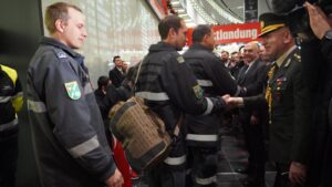 (C) zVg: Die rot-weiß-rote Hilfe gibt den notleidenden Menschen wieder Hoffnung.