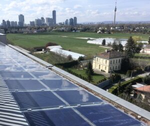 (C) STUWO: Das Studentenheim in der Sonnenallee nutzt nun die Kraft der Sonne.